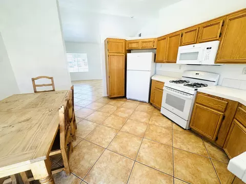Kitchen - 81138 Pindo Dr, Indio, CA 92201 photo 3 of 3