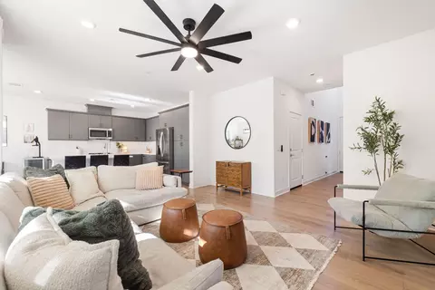 76321 Oxford Ln, Palm Desert, CA 92211