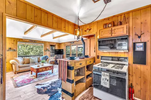 Kitchen - 24701 Schaffer Dr, Idyllwild, CA 92549 photo 4 of 4