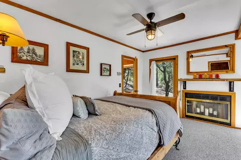 Bedroom - 24701 Schaffer Dr, Idyllwild, CA 92549 photo 2 of 3