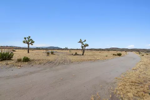 226 Rainbow Rd, Landers, CA 92285 photo 7
