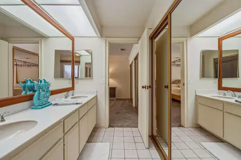 Bath - 79600 Mandeville Rd, Bermuda Dunes, CA 92203 photo 7 of 9