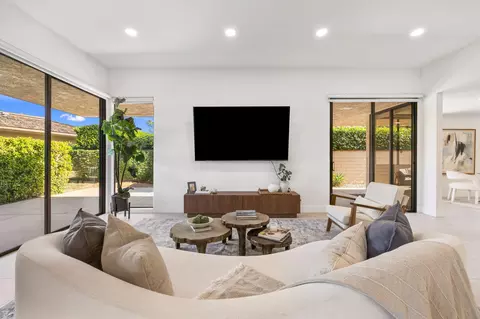 21 Dartmouth Dr, Rancho Mirage, CA 92270
