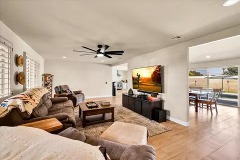 Living - 42670 Sandy Bay Rd, Bermuda Dunes, CA 92203 photo 1 of 4