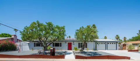 2120 E Del Lago Rd, Palm Springs, CA 92262