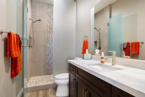 Bath - 82375 W Mccarroll Dr, Indio, CA 92201 photo 2 of 4