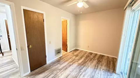 Bedroom - 25950 Lilac Dr, Idyllwild, CA 92549 photo 2 of 12