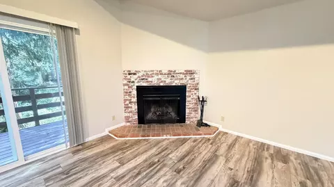 Living - 25950 Lilac Dr, Idyllwild, CA 92549 photo 3 of 5