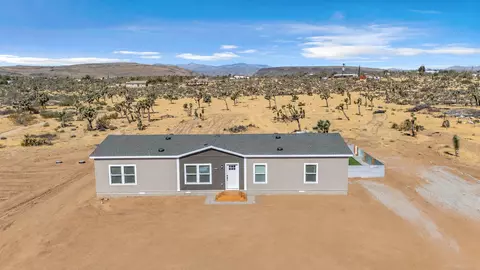 3470 Warren Vista Ave, Yucca Valley, CA 92284