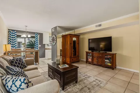 5300 E Waverly Dr, Palm Springs, CA 92264