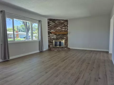Living - 4720 Whipple Rd, Riverside, CA 92506 photo 1 of 2