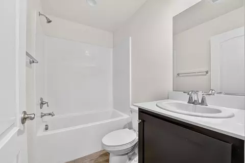 Bath - 44816 Beringer Dr, Indio, CA 92203 photo 1 of 2