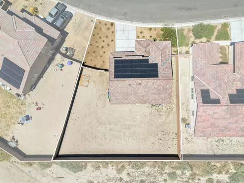 View/Area - 44816 Beringer Dr, Indio, CA 92203 photo 2 of 7