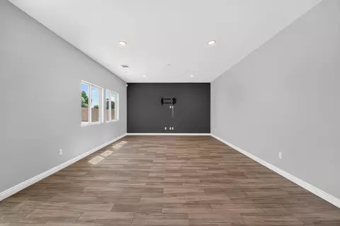 Living - 44816 Beringer Dr, Indio, CA 92203 photo 3 of 5