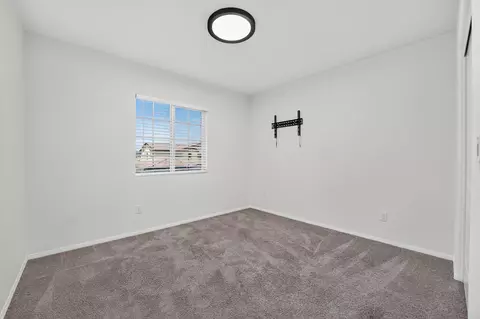 Bedroom - 44816 Beringer Dr, Indio, CA 92203 photo 2 of 5
