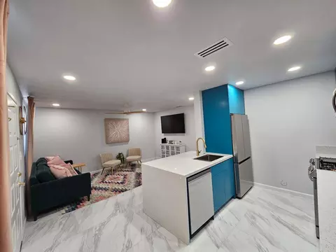 Kitchen - 82859 Davis Dr, Indio, CA 92201 photo 1 of 3