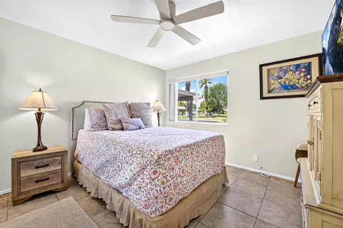 Bedroom - 48982 Eisenhower Dr, Indio, CA 92201 photo 3 of 4