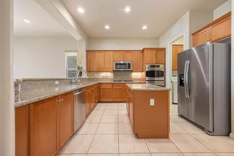 Kitchen - 39663 Camino Templado, Indio, CA 92203 photo 1 of 5