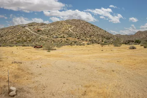 Exterior - 55668 Encelia Dr, Yucca Valley, CA 92284 photo 12 of 12