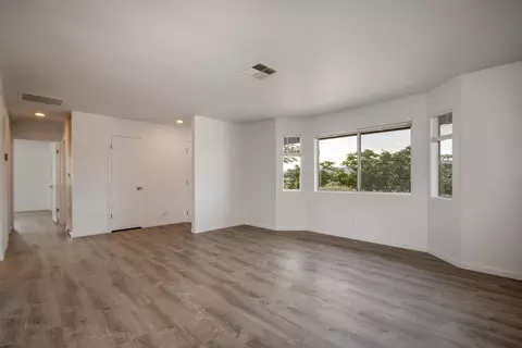 Living - 55668 Encelia Dr, Yucca Valley, CA 92284 photo 5 of 5