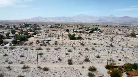 2833 Calhoun St, Thermal, CA 92274 photo 15