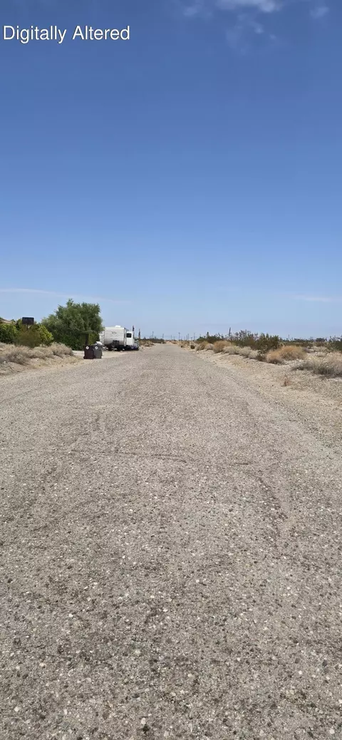 2833 Calhoun St, Thermal, CA 92274 photo 25