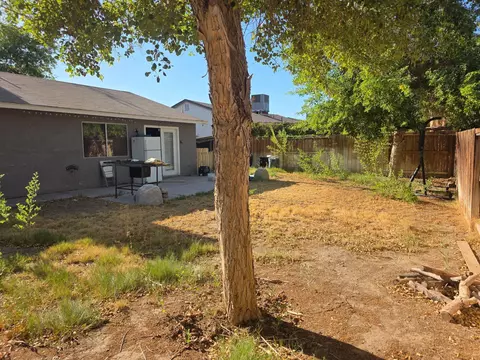 Exterior - 978 Pater St, Brawley, CA 92227 photo 7 of 12