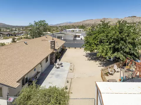 Exterior - 57530 Warren Way, Yucca Valley, CA 92284 photo 13 of 16
