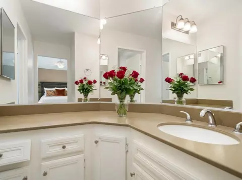 Bath - 49108 Wayne St, Indio, CA 92201 photo 1 of 3