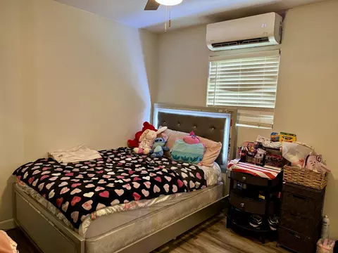 Bedroom - 58149 E Park Ln, Thermal, CA 92274 photo 6 of 9