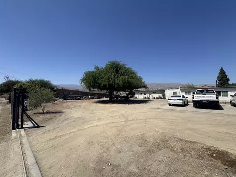 Exterior - 58149 E Park Ln, Thermal, CA 92274 photo 13 of 15
