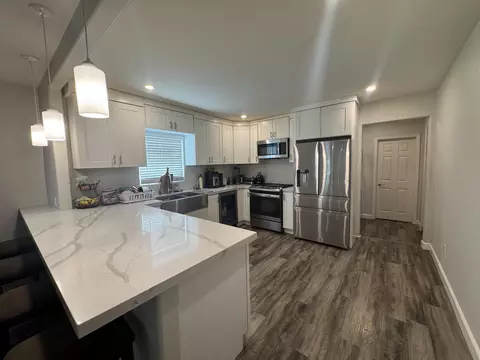Kitchen - 58149 E Park Ln, Thermal, CA 92274 photo 2 of 4