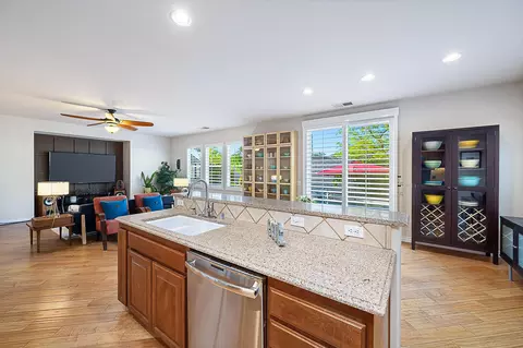 Kitchen - 82058 Dunn Dr, Indio, CA 92203 photo 2 of 4