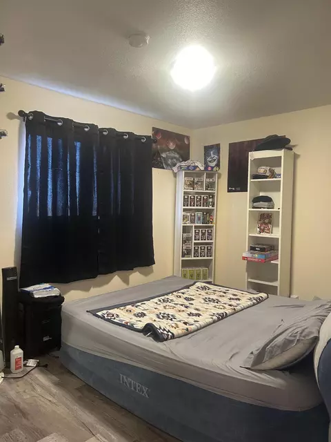 Bedroom - 1223 Glendale Ave, Thermal, CA 92274 photo 2 of 2