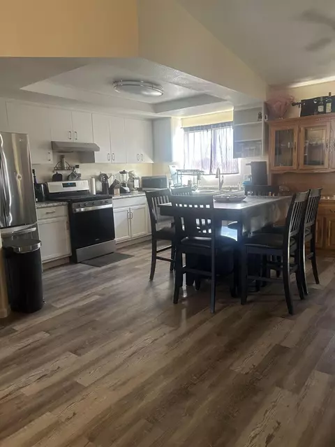 Kitchen - 1223 Glendale Ave, Thermal, CA 92274 photo 2 of 3