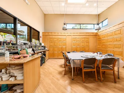 Dining - 60582 Silver Torch Cir, La Quinta, CA 92253 photo 3 of 4