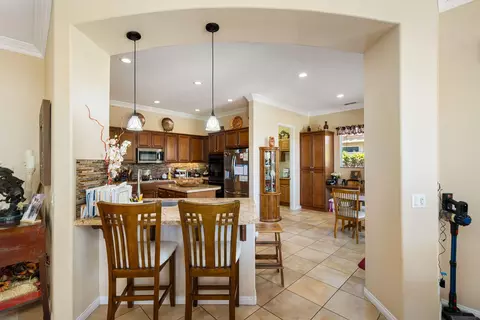 Kitchen - 60582 Silver Torch Cir, La Quinta, CA 92253 photo 1 of 7