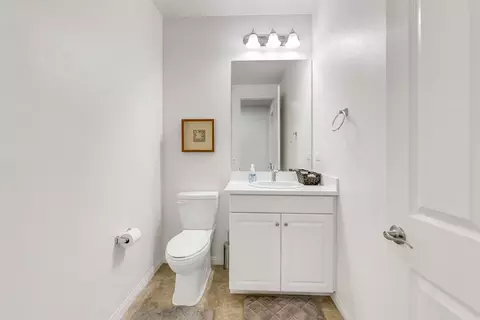 Bath - 49337 Nicholson Ct, Indio, CA 92201 photo 1 of 2