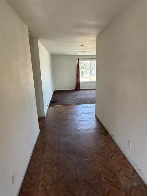 Entry Way - 58540 Barron Dr, Yucca Valley, CA 92284 photo 2 of 3