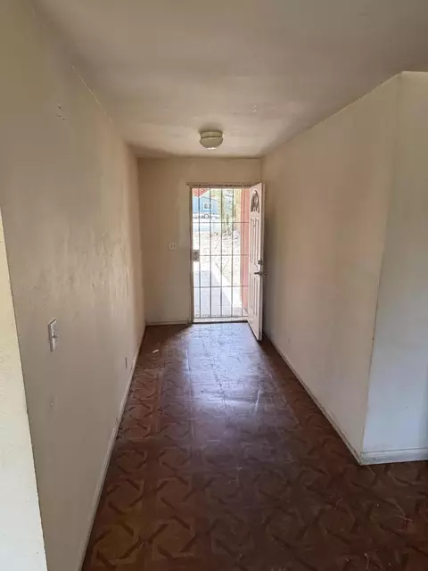 Entry Way - 58540 Barron Dr, Yucca Valley, CA 92284 photo 1 of 3