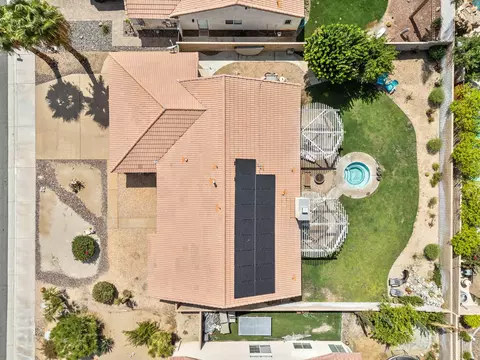 View/Area - 42639 Devonshire St, Palm Desert, CA 92211 photo 6 of 7