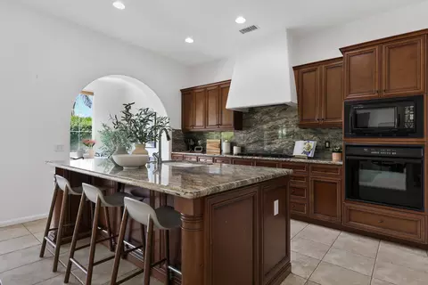 Kitchen - 81961 Contento St, La Quinta, CA 92253 photo 1 of 2