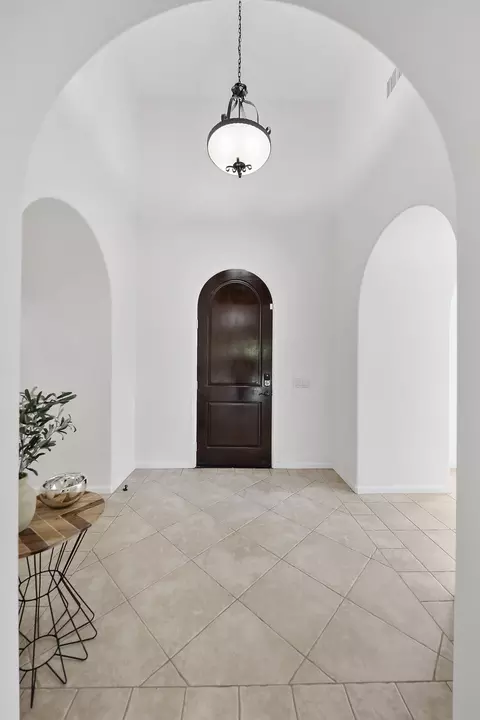 Entry Way - 81961 Contento St, La Quinta, CA 92253 photo 2 of 6