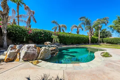 Exterior - 81961 Contento St, La Quinta, CA 92253 photo 4 of 8