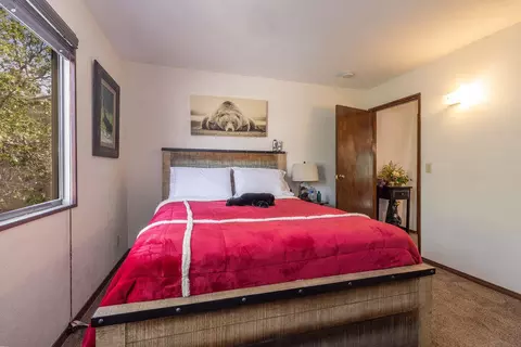 Bedroom - 459 Inyo Ave, Sugarloaf, CA 92386 photo 3 of 6