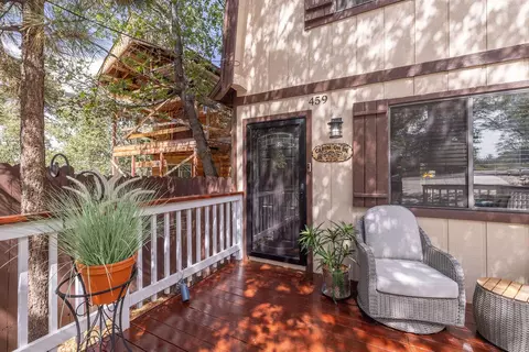 Exterior - 459 Inyo Ave, Sugarloaf, CA 92386 photo 2 of 12