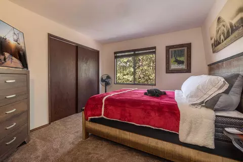 Bedroom - 459 Inyo Ave, Sugarloaf, CA 92386 photo 1 of 6