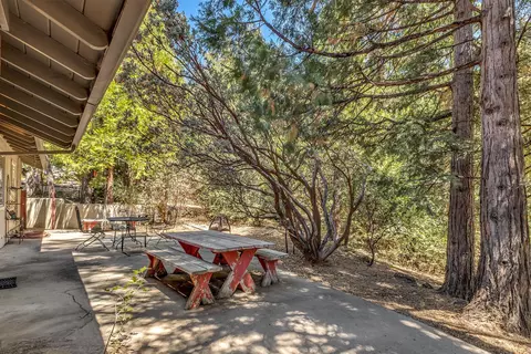 Exterior - 55175 Daryll Rd, Idyllwild, CA 92549 photo 7 of 10