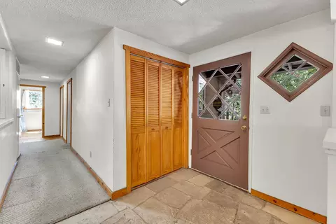 Entry Way - 55175 Daryll Rd, Idyllwild, CA 92549 photo 2 of 4