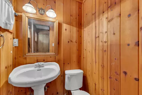 Bath - 55175 Daryll Rd, Idyllwild, CA 92549 photo 4 of 4